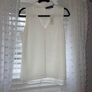 White tank blouse with collar